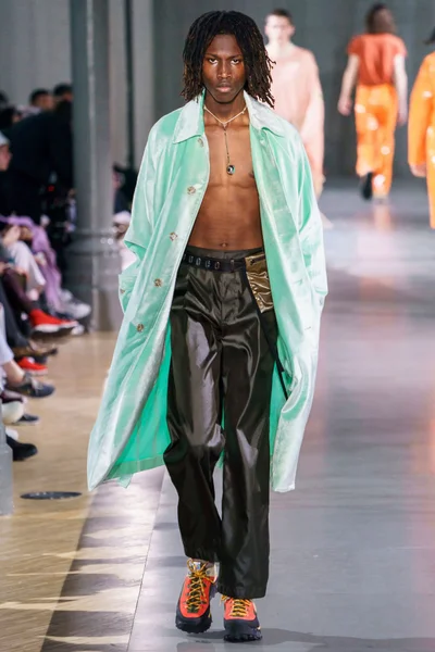 Look 34